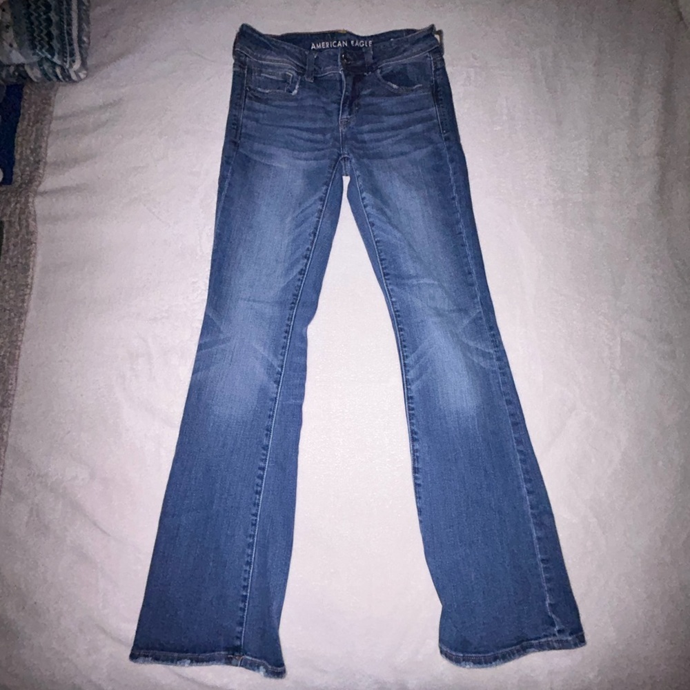 AMERICAN EAGLE SUPER STRETCH BOOTCUT JEANS